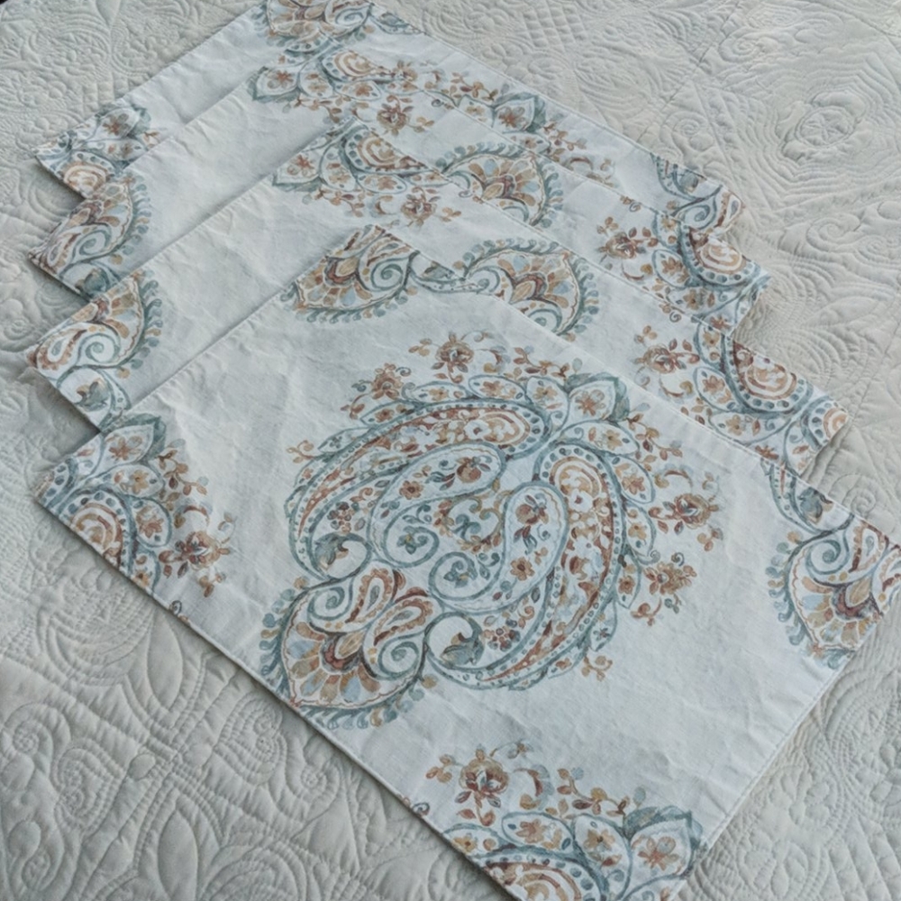 Placemats